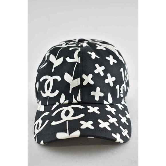 Chanel 22P Black White Graffiti CC Silver Logo Baseball Cap Curved Peak Hat - Picture 2 of 11